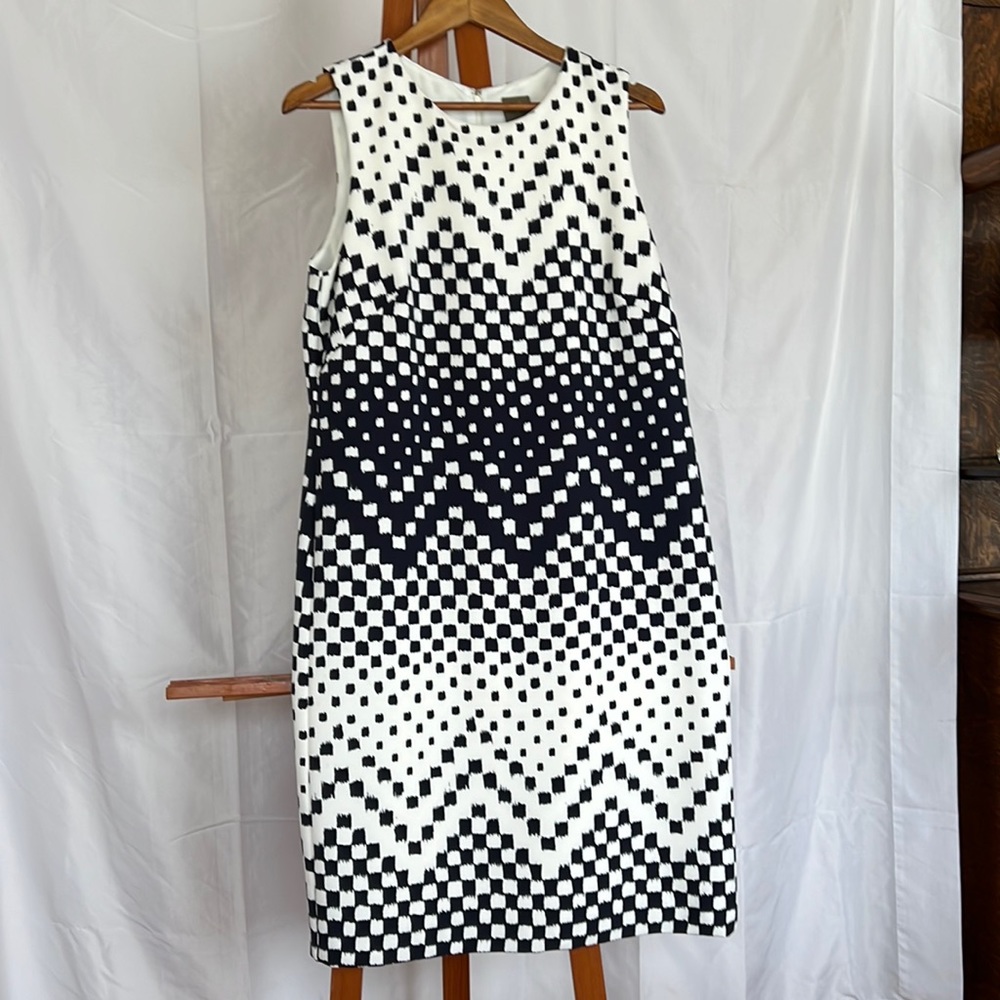 Taylor size 14 dress very dark navy print